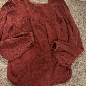 Women’s Reddish orange flowy top